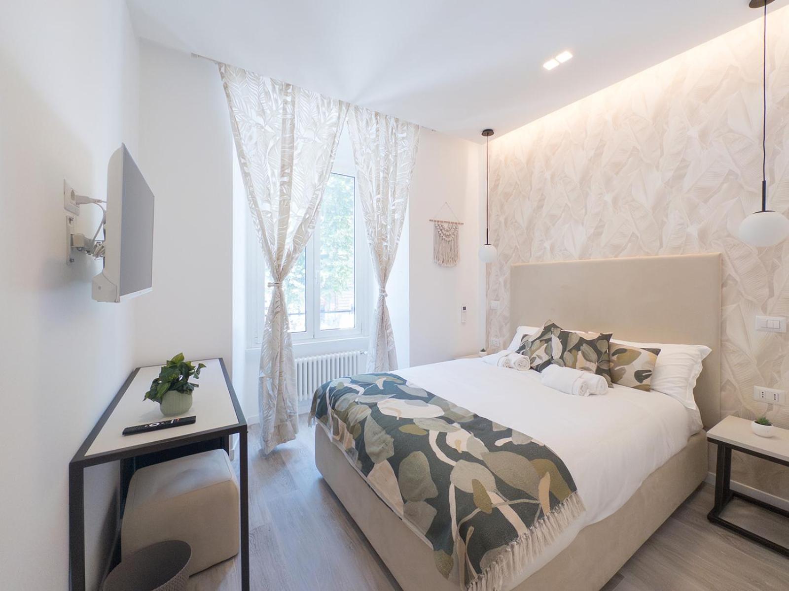 White Ottaviano Rom