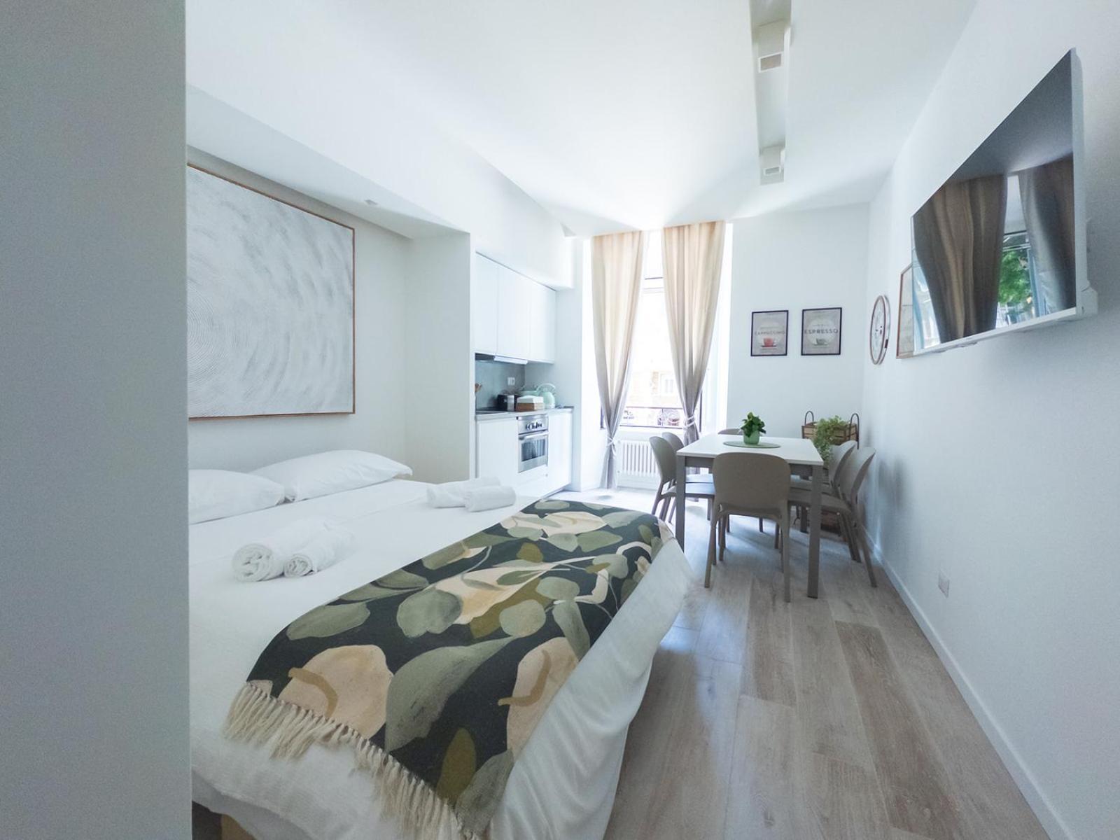 White Ottaviano Rom